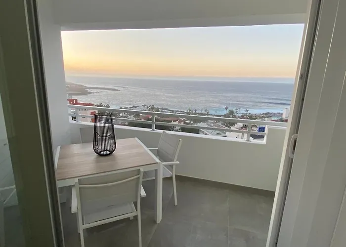 Le Terrazze 11 Apartment *