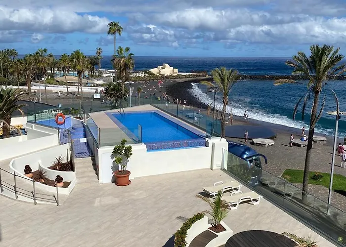 Le Terrazze 11 Apartment *