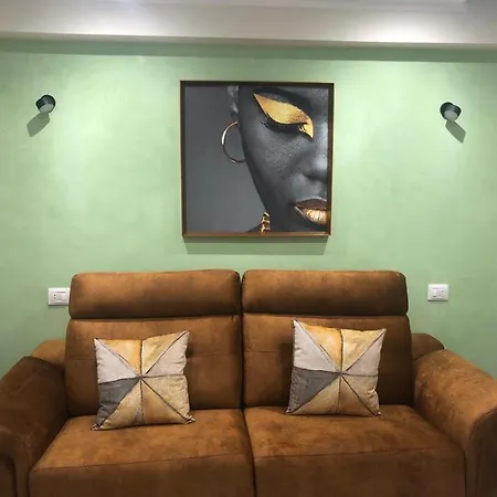 Le Terrazze 11 Apartment *