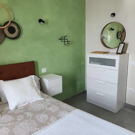 Le Terrazze 11 Apartment *